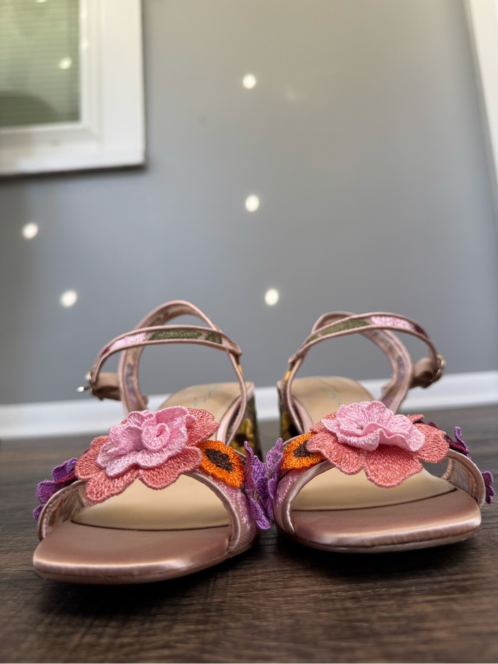 Betsey Johnson Women's Blare Floral Applique Block Heel Sandals - Picture 7 of 9